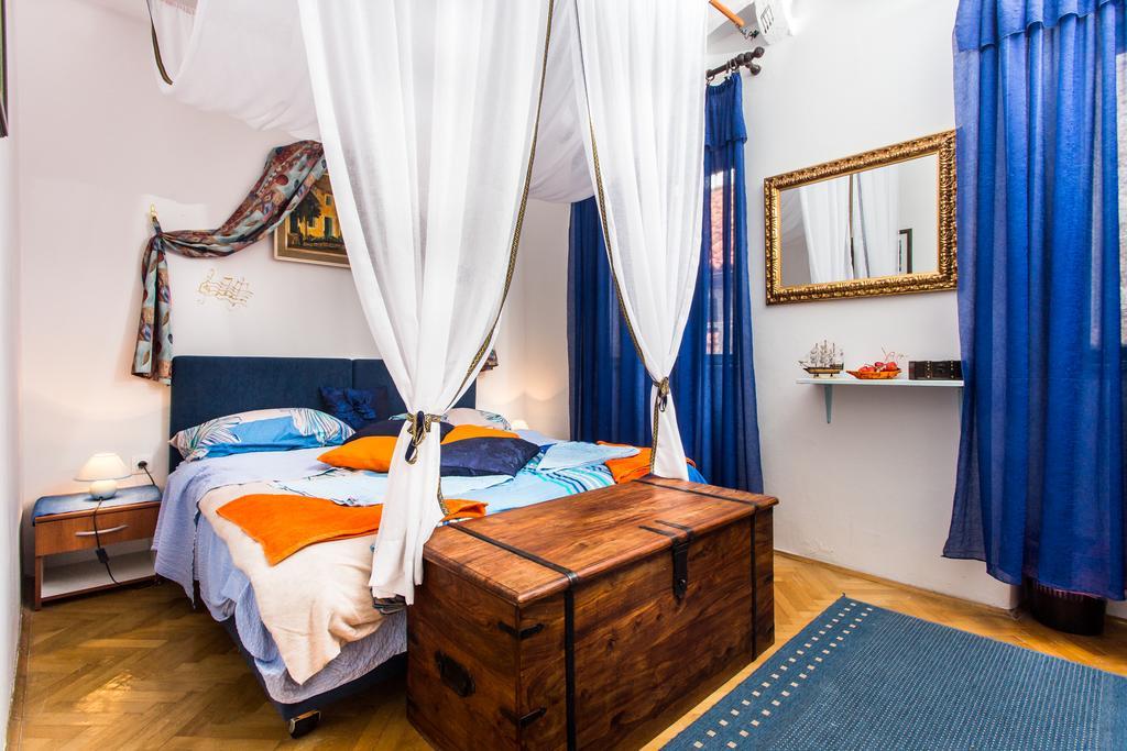 Apartment Blue Symphony Old Town *